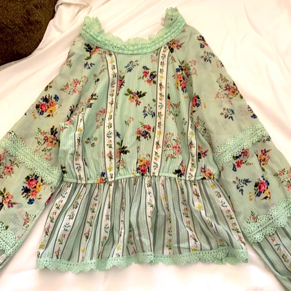 Tunic style blouse